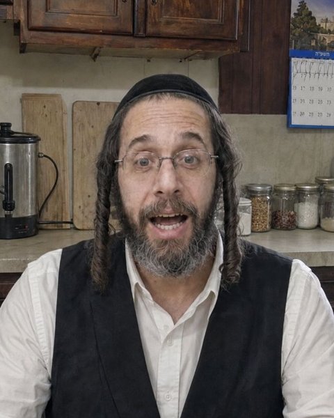 Yossi in his kitchen
